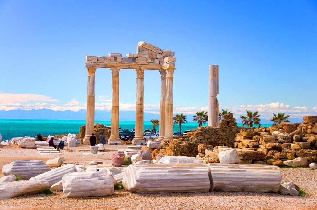 Antalya Airport to Side: 2025 Transfer Guide
